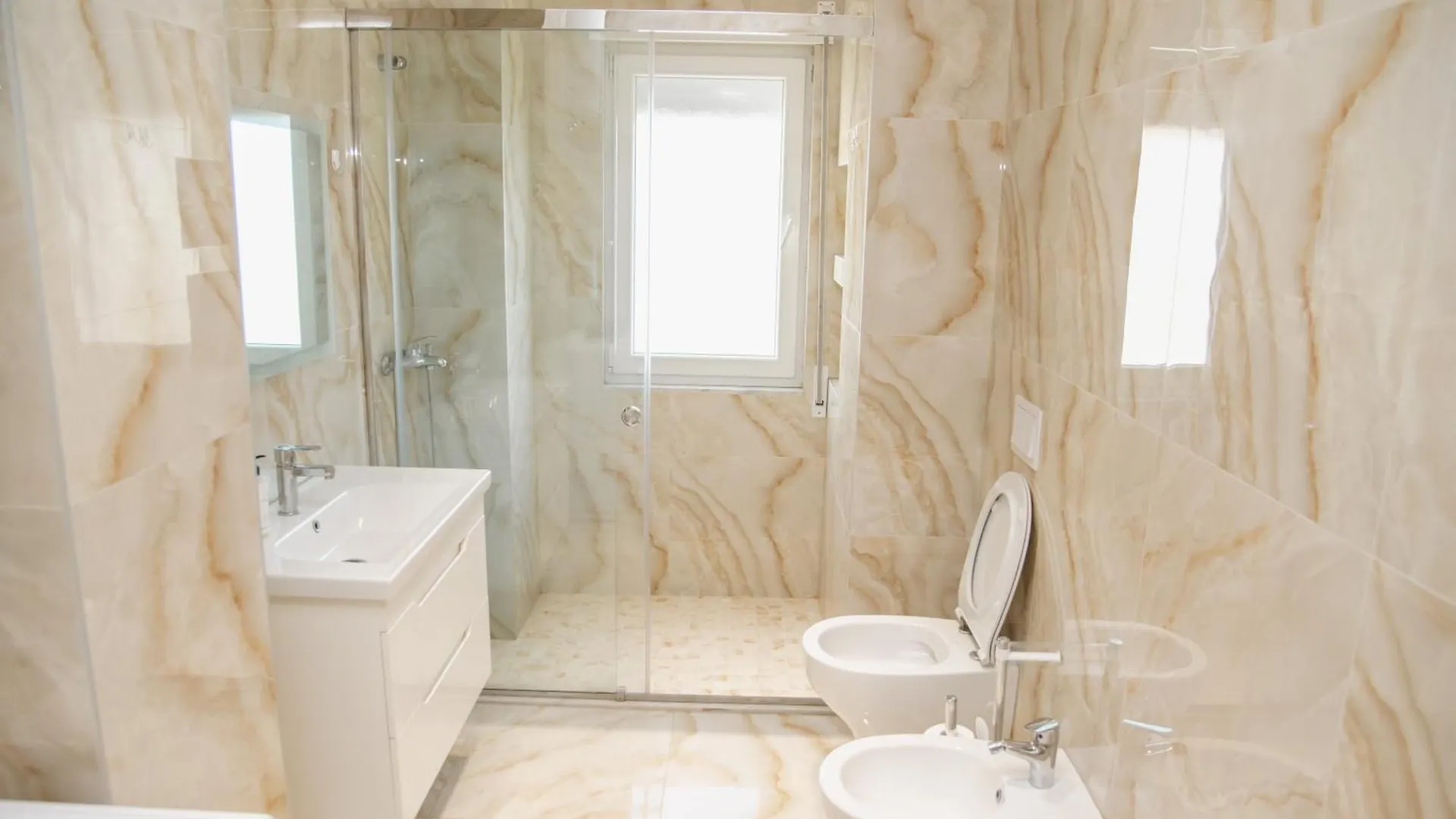 Apartament Luxe Haven Tirana
